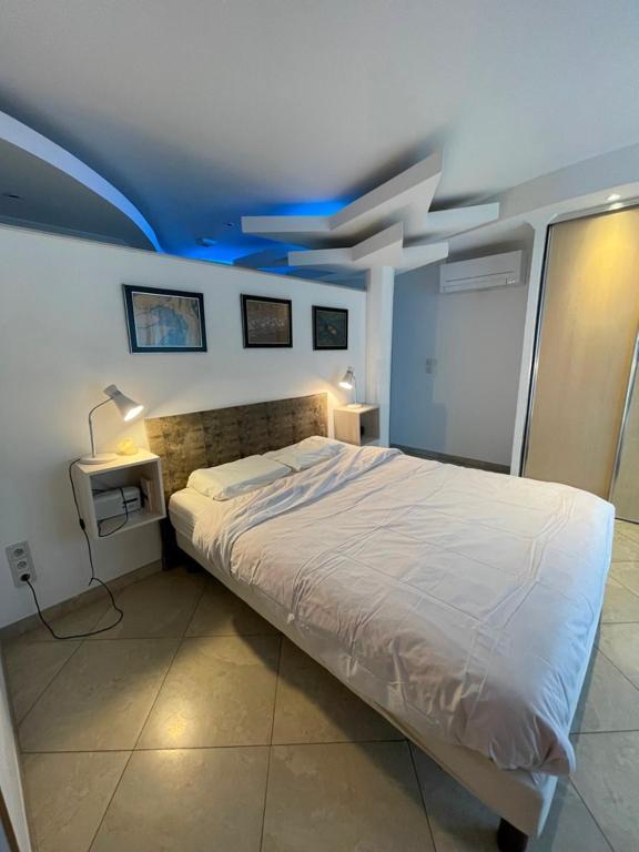 Villa Nimes Exterior photo