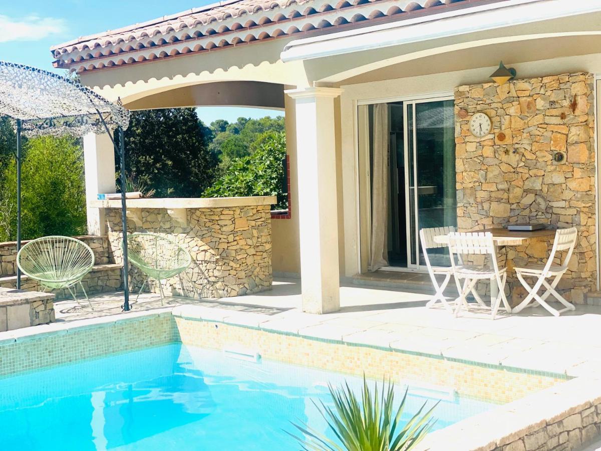Villa Nimes Exterior photo